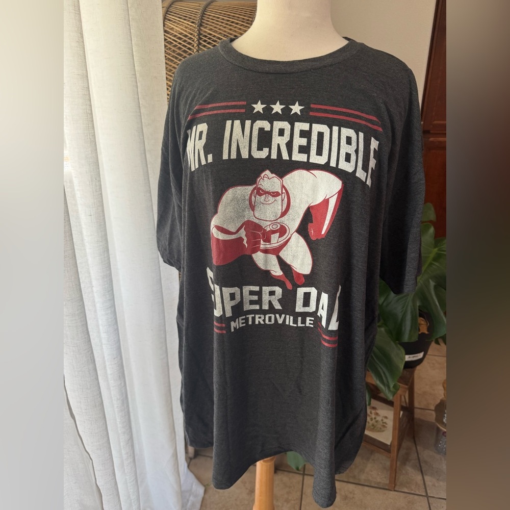 Mr. Incredible Graphic T-Shirt‎ - Gray Super Dad